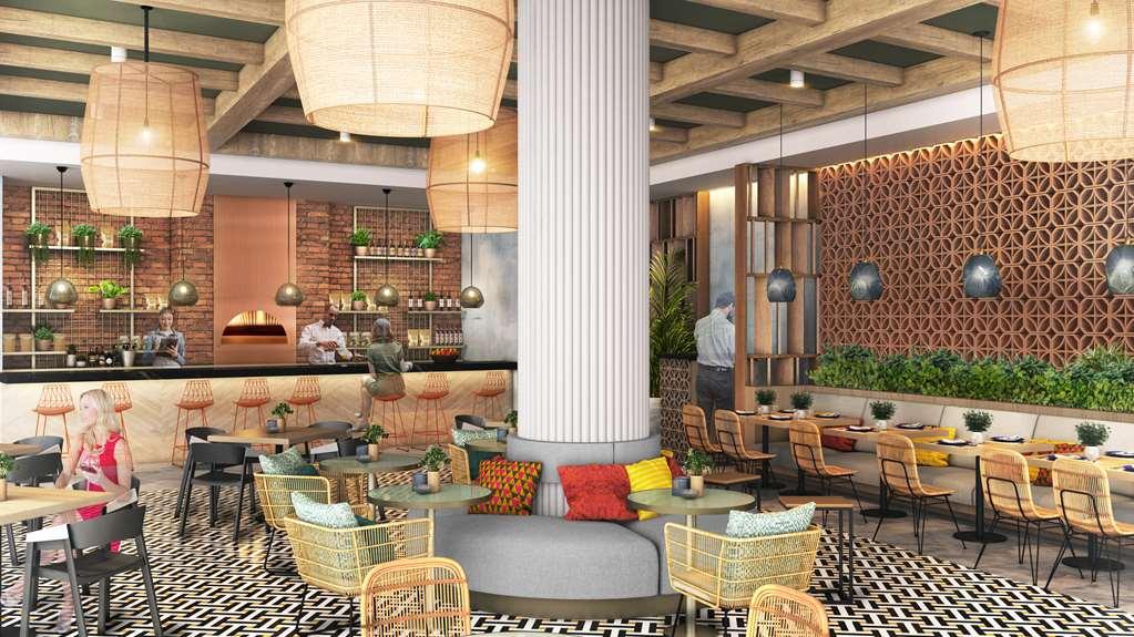Embassy Suites By Hilton Dubai Business Bay المطعم الصورة