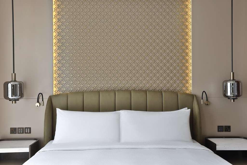 Embassy Suites By Hilton Dubai Business Bay الغرفة الصورة