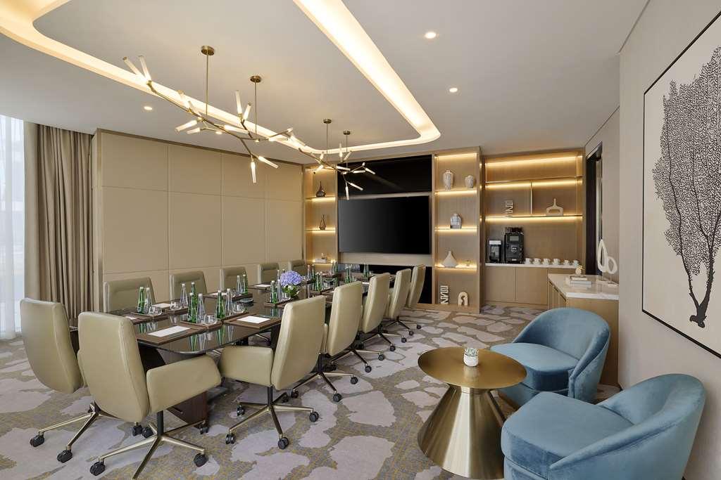 Embassy Suites By Hilton Dubai Business Bay المرافق الصورة