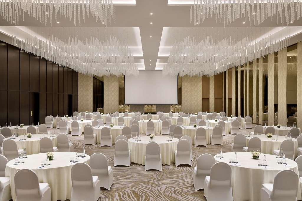 Embassy Suites By Hilton Dubai Business Bay المرافق الصورة